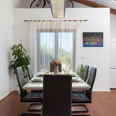 Villa Vignola Kavran 外观 照片