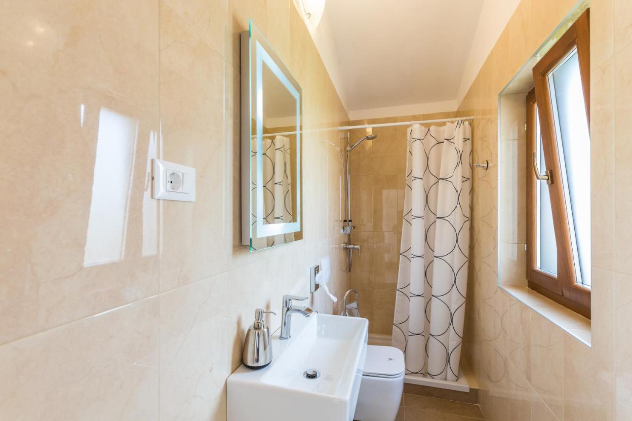 Villa Vignola Kavran 外观 照片